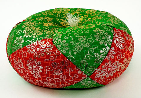Green & Red Round Bell Cushion for No. 6 (7.75" Diameter) Bell