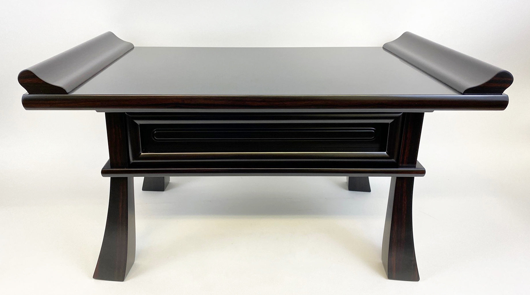 Kyo Tables – Nakayama Butsudans