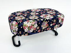 Petite/Asian-size Folding Bench (Sakura Flowers)