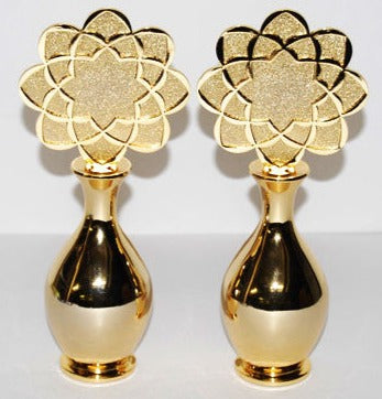 No. 4 (8" H) Lotus Stands Classic Style